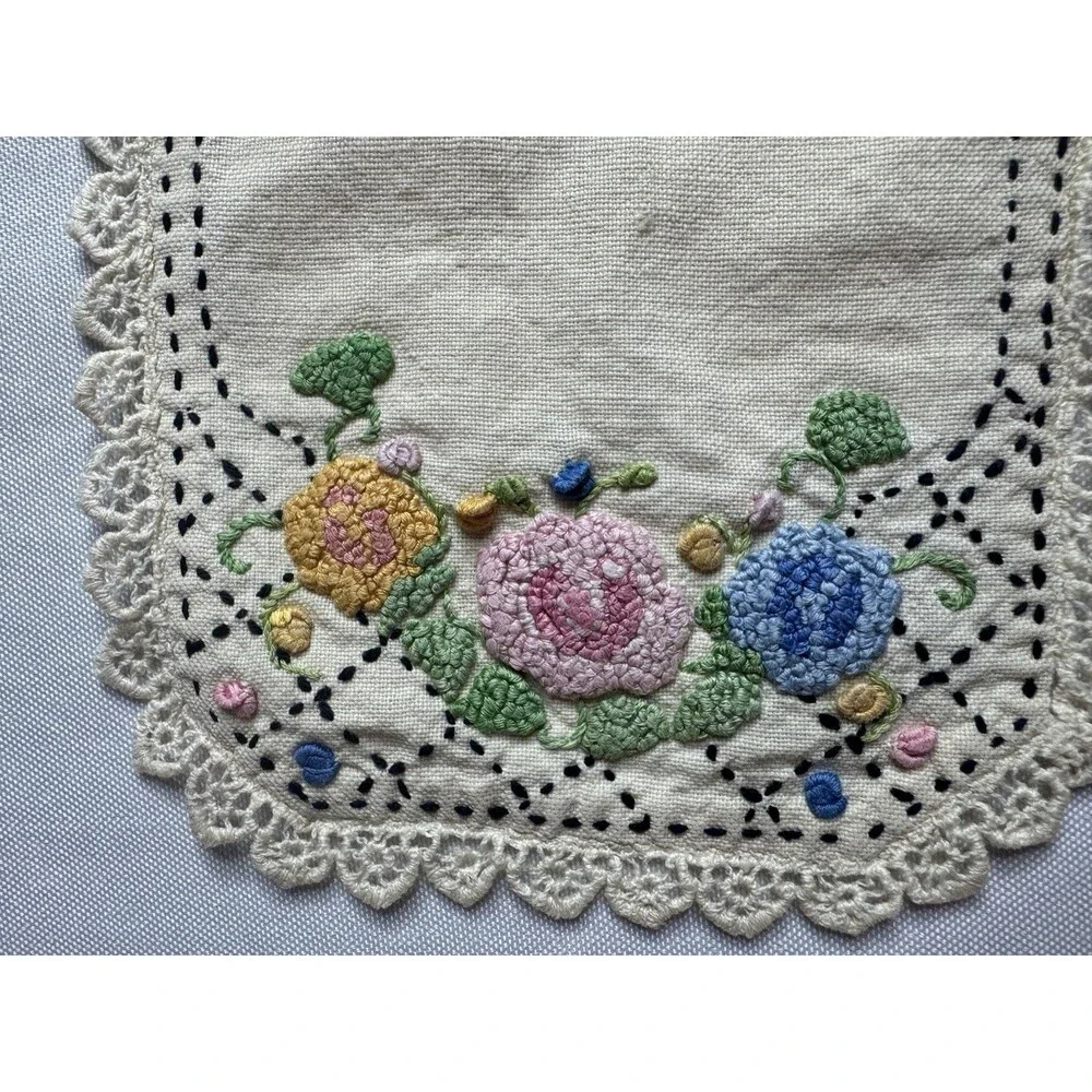 Vintage Hand Embroidered Linen Dresser Scarf Lace Trim Floral Roses Cottagecore